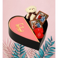 Kişiye Özel Kalpli Kutu Aynalı Pleksi Baş Harf Tasarımlı Kalp Kutu ve Peluş Ayıcık Anahtarlık Çerçeve ve Aşk Sözleri (Pembe-Altın)