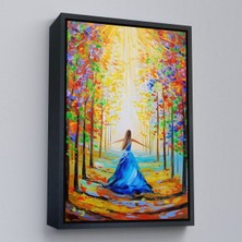 Siyah Çerçeveli Renkli Ormanda Yürüyen Mavi Elbiseli Kadın Tablosu