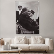 Iskembe'de Oturan Mustafa Kemal Atatürk Duvar Örtüsü - HALISI-6315