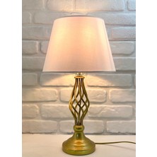 Decodelight Eskitme Gold Rustik Burgulu Metal Ayaklı Kristal Taşlı Beyaz Kumaşlı Abajur