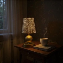 Beren Gold Kasa Rattan Sapkalı Masa Lambası