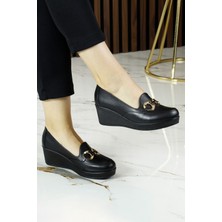 Hayley Siyah Hakiki Deri Tokalı Yuvarlak Burun Dolgu Topuklu Günlük Ayakkabı