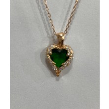 Kalpli Yeşil Taşlı Gümüş Şans Kolyesi