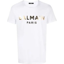 Altın Logo Baskılı Erkek T-Shirt NW – Balmain Paris’in Işıltılı Şıklık Yorumu