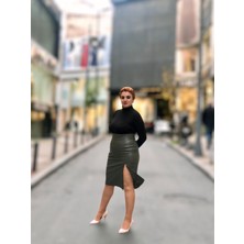 Önden Yırtmaçlı Deri Etek