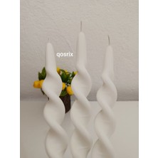 Qosrix 3'lü Beyaz Burgulu Şamdan Soya Mumu Doğal Kokulu Uzun Çubuk Konik Burgu Spiral Mum Dekoratif