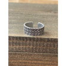 Aida Jewelss Ayarlanabilir Ölçü 925 Ayar Gümüş Kaplama Klasik Desen Işçilikli Tasarım Yüzük