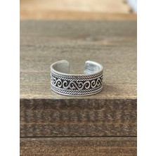 Aida Jewelss Ayarlanabilir Ölçü 925 Ayar Gümüş Kaplama Klasik Desen Işçilikli Tasarım Yüzük