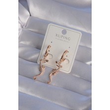 Xuping Rose Renk Zirkon Taşlı Kertenkele Model Halka Küpe