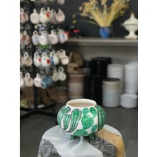 El Yapımı Kaktüs Desenli Seramik Saksı – Ayaklı & Dekoratif Saksı