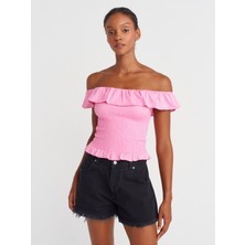31902 Omuzları Açık Fırfırlı Top-Pembe