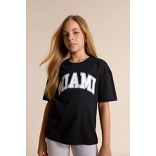 DeFacto Kız Çocuk Relax Fit Bisiklet Yaka Baskılı Kısa Kollu Tişört E6492A825AU