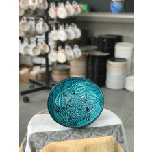 El Yapımı Kabartmalı Seramik Kase – Turkuaz Çini Desenli 21X8 cm