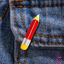 Öğretmen Öğrenci Kırmızı Kalem Broş Metal - Hediyelik Öğretmenler Günü Broş Ceket Yaka Iğnesi Broşu