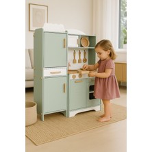 Yeşil Ahşap Mutfak ve Buzdolabı Seti, Fotoğraf Alanlı, Raflı, Çekmeceli, Montessori Tarzı