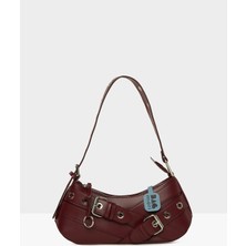 Bordo Kadın Askı Detaylı Şık Çanta, Aksesuar ve Kemerle Tamamlanan Tasarım