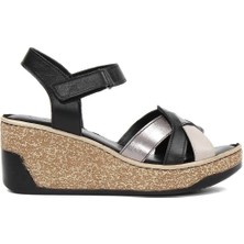 Kadın Vizon Siyah Dolgu Topuklu Deri Sandalet