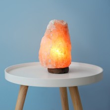 Çok Renkli Himalaya Tuz Lambası 2-3 Kg, Doğal ve Şık Ev Dekoru Için Ideal Seçenek