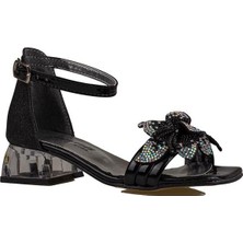 Trend Adımlar Siyah Kısa Topuklu Kemerli Kız Çocuk Klasik Ayakkabı