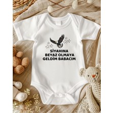 Lupi Beşiktaş Temalı Baba Yazılı Zıbın 6 Ay İçin Pamuk Kumaşla Özel Olay Tasarımı