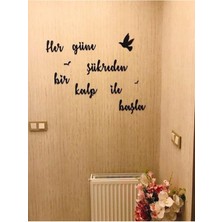 Her Güne Şükreden Kalp Yazısı, Siyah Ahşap Duvar Dekoru