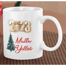 2023 Mutlu Yıllar Çam Ağacı Baskılı Iki Tarafı Baskılı Kupa Bardak