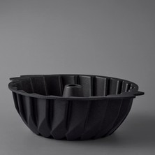 Jumbo Shark Swiss Black Yuvarlak Kek Kalıbı