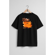 Oversize Kabuk Tarçın ve Portakal Göğüs Tasarımlı Unisex T-Shirt