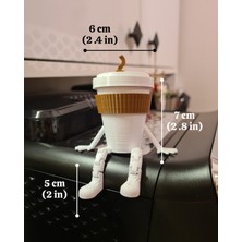 3D Baskı Kahve Fincanı Figürü – Hareketli Ayaklı Komik Dekoratif Masa Süsü (7 Cm, 6 Cm)