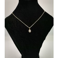 Altın Sarısı Zincir Taş Figürlü Oval Kolye