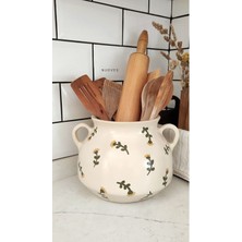 Çiçek Desenli Büyük Kaşıklık ve Vazo, Şık ve Zarif Dekorasyon Parçası