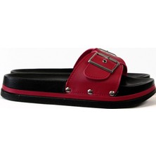 Mubaco Kadın Ortopedik Tabanlı Kırmızı Suni Deri Terlik Günlük Kullanım İçin Rahat Tasarım