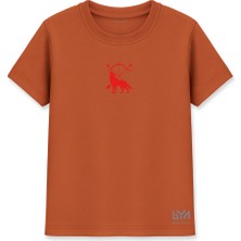 Kırmızı Yay ve Ok Temalı Bozkurt Silueti Kiremit Basic Tişört