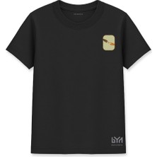 Minimal El Temalı Sanatsal Illüstrasyonlu Siyah Basic Tişört