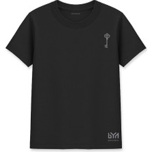 Kalbin Anahtarı Çizimli Siyah Basic Tişört