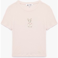 Slim Fit Kısa Kollu Ribanalı Bisiklet Yaka Pamuklu Fiyonk Detaylı Tavşan Baskılı Tişört