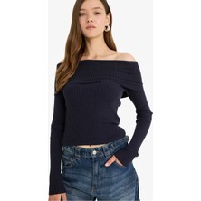 DeFacto Slim Fit Dar Kesim Açık Omuz Triko Kazak B6537AX25WN