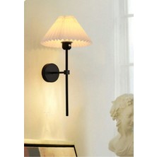 Şık Kumaş Şapkalı Metal Gövdeli Duvar Aplik Krem ve Siyah Renklerde