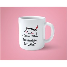 Espirili Baskılı Beyaz Kupa Bardak, Günün Neşesini Katacak Tasarım