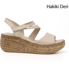 GÖNDERİ Kadın Antik Bej  Cırt Bantlı Dolgu Topuk Hakiki Deri Sandalet