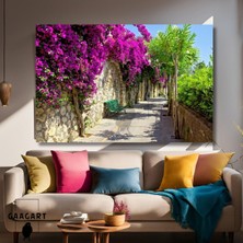 Pembe Çiçekler ve Yeşil Bank Temalı Yatay Kanvas Tablo, Şık ve Canlı Dekorasyon Parçası