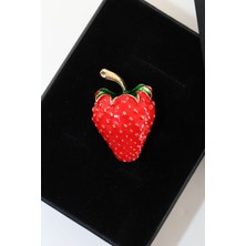 Keeba Neşenin kırmızı hali Çilek broş meyveli tasarım erkek kadın yaka iğnesi