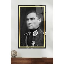 Gold Şeritli Siyah Beyaz Üniformalı Atatürk Cam Tablo, Ev Ofis Dekoru Hediyelik Duvar Dekorasyonu