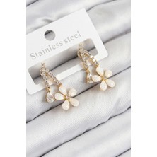 Pirinç Zirkon Taşlı Papatya Model Gold Renk Kadın Küpe