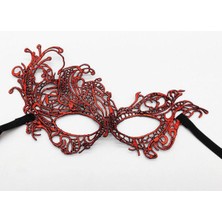 Kırmızı Renk Dantel Örgü Işlemeli Parti Maskesi Model 1