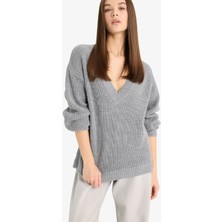 DeFacto Oversize Geniş Kalıp V Yaka Triko Kazak Z7135AZ25WN