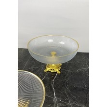 Şık Ayaklı Sunum Kasesi, Meyve ve Salata Sunumu Için Zarif Tasarım