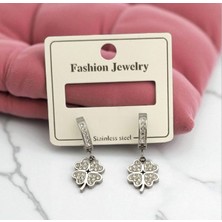 Kadın Zirkon Taşlı Yonca Detaylı Çelik Küpe