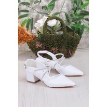 Fort 110-411 Çapraz Taşlı Arkası Açık Klasik Topuklu Kadın Ayakkabı