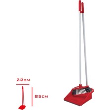 Saplı Süpürge, Temiz ve Pratik Kullanım Için Ideal, Dayanıklı ve Şık Tasarım.